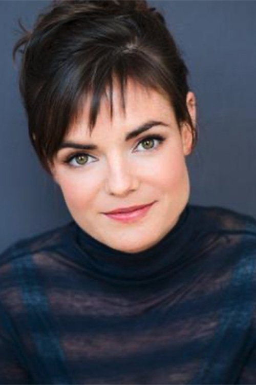 Kristen MacCulloch as Pandora / Queen Obelisk / Alasdair's Mom