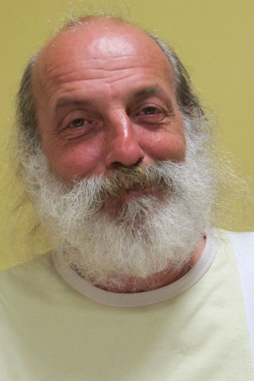 Daniel Gros as Raoul