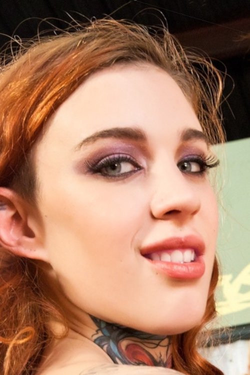 Mabel Wolfe as Mabel