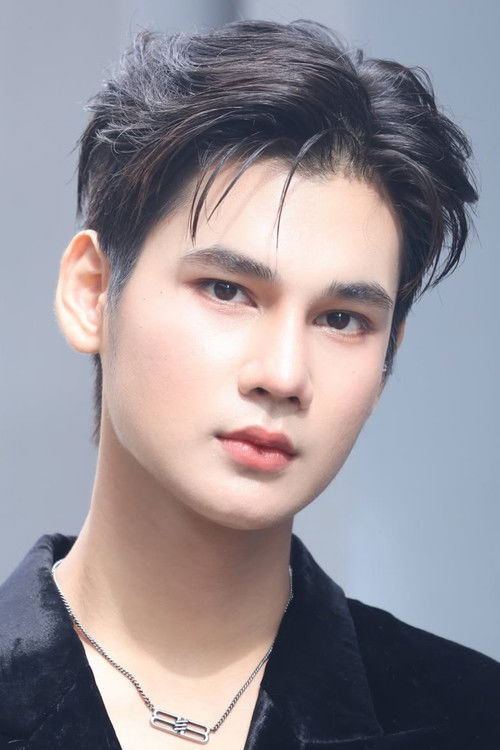 Gongpob Bunnathong as Sun