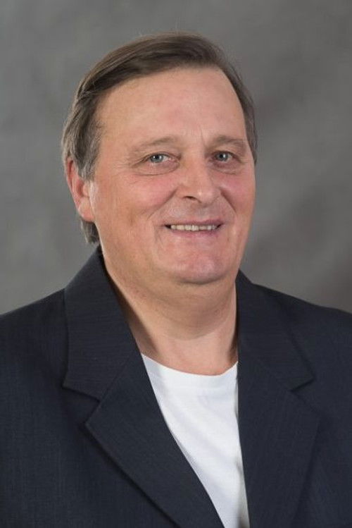 Krzysztof Bartoszewicz as Priest