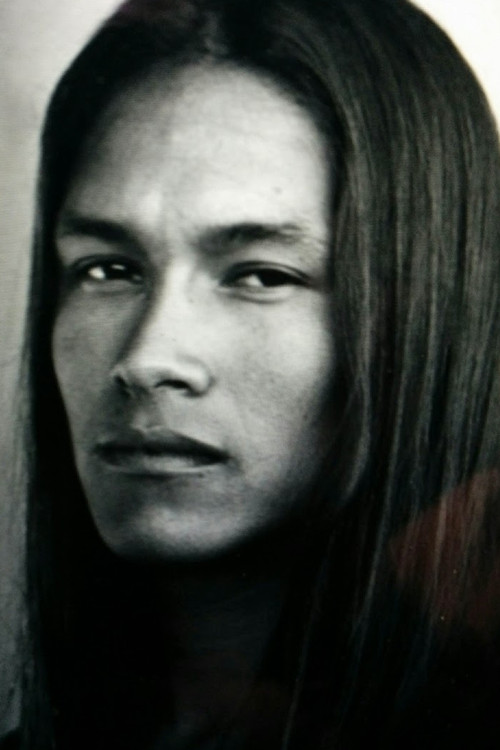 Jasper Redhat as Ritualist (uncredited)