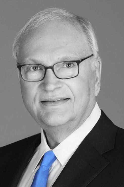 Park Dietz as Self - Forensic Psychiatrist