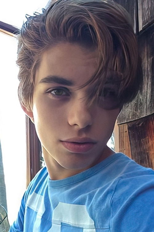 Brandon Rife as Aaron / Thomas