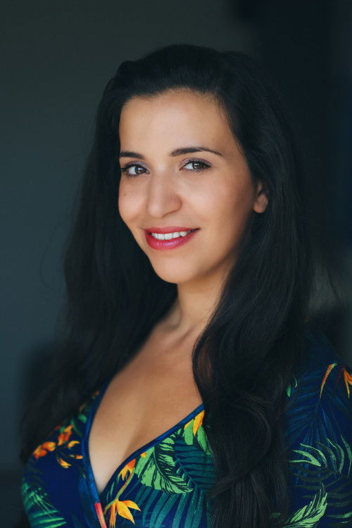 Shelly Skandrani as Phyllis