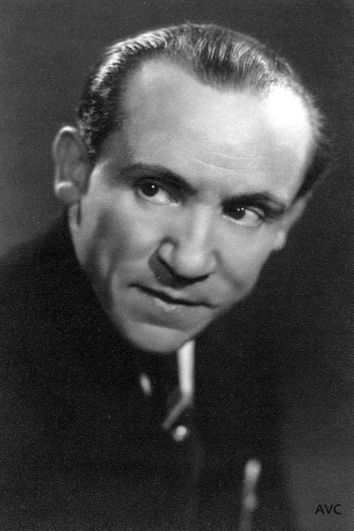 Mariano Azaña as Matilla