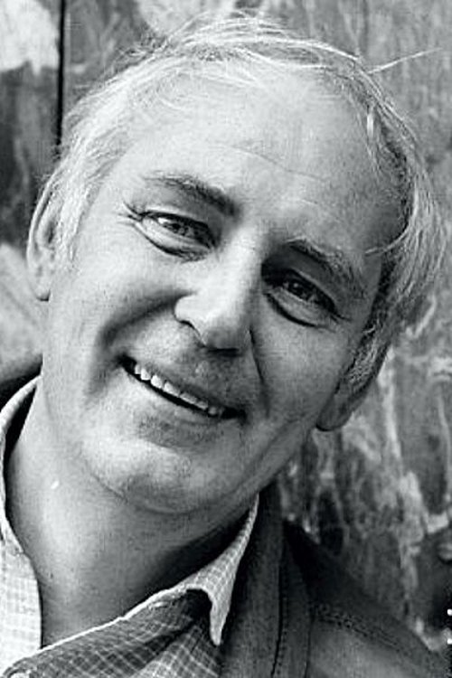 Gert Günther Hoffmann as Mac O'Hara