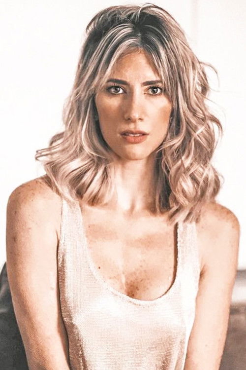 Daniela Pantano as Sol