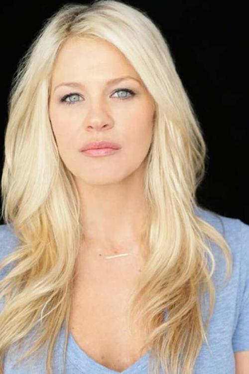 Shelby Fenner as Abbey