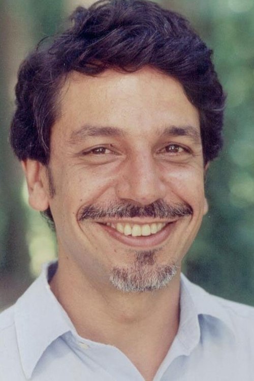 Marcello Escorel as Policial Bocarra