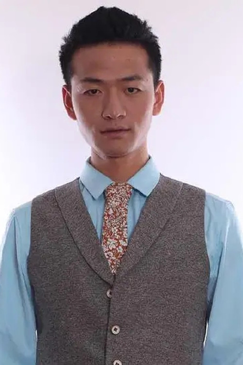 Zhang Wenbin as Lao Long Tou's Bouncer