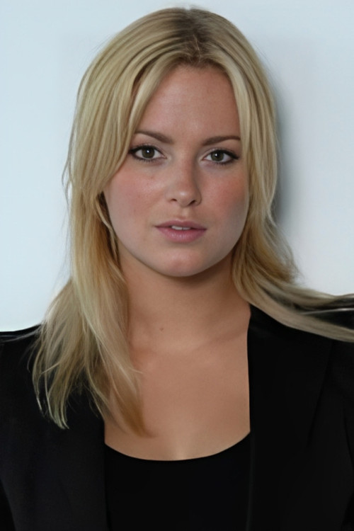 Marieke Westenenk as Chantal Massing