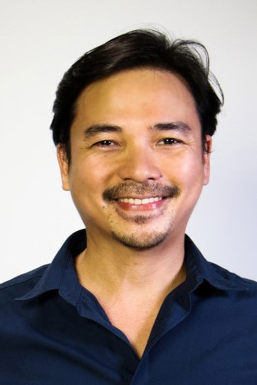 Lui Villaruz as Felix