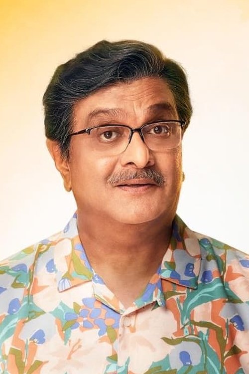 Siddharth Randeria as Arvind Divetia