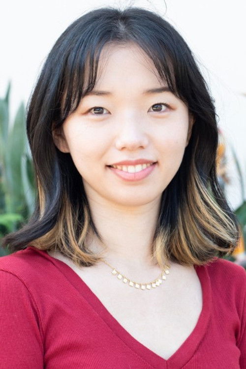 Hikari Toriumi as Mamano / Guard 1 / Villager 2 (voice)