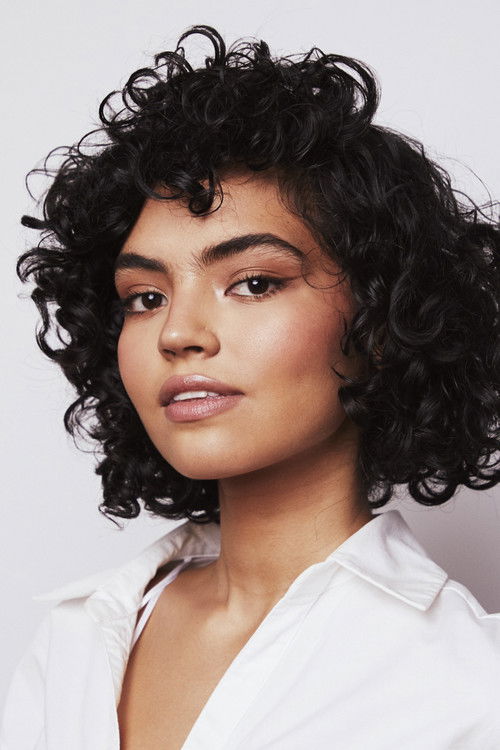 Rocío Guzmán as Estudiante Alejandra