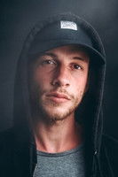 Defvin van Weelden as 