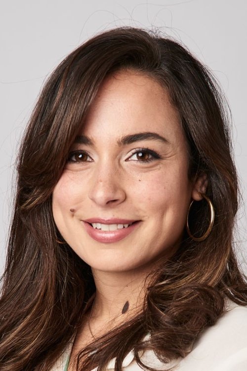 Yasmine Qaddumi as Mina