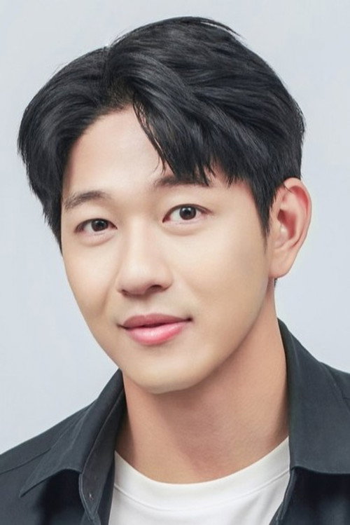 Nara Sudprasert as Win