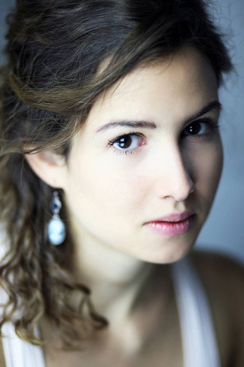 Piroska Móga as Marika