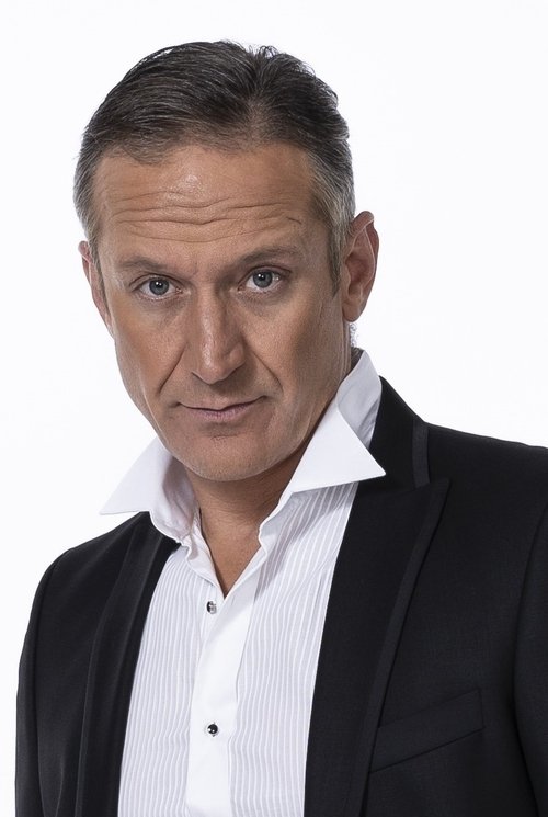 Deyan Donkov as Попчето