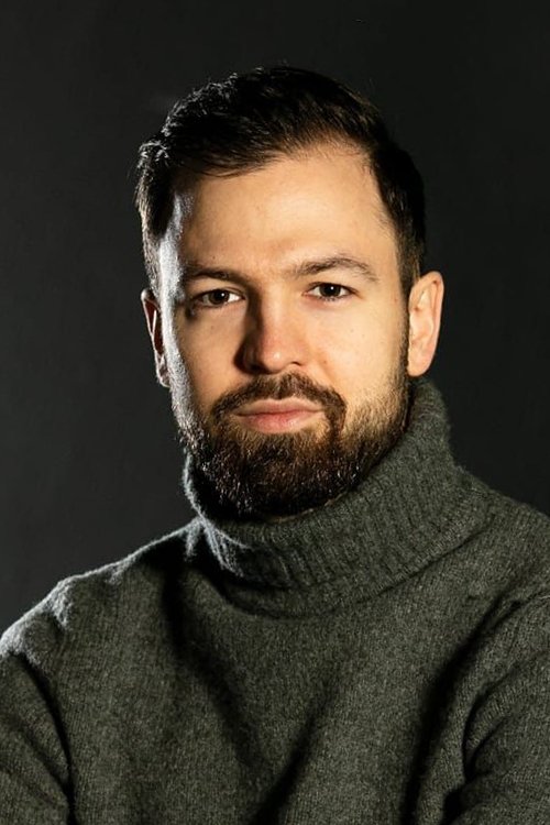 Marton Behr as Hunor