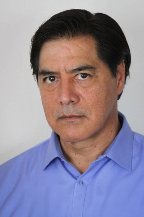 Ciro Suarez as Vicente