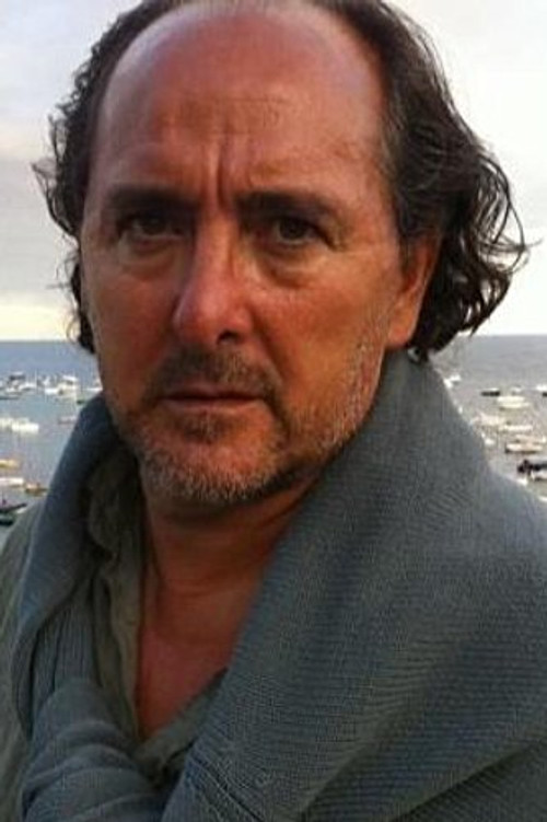 Louis Bellanti as Paulo, le légionnaire