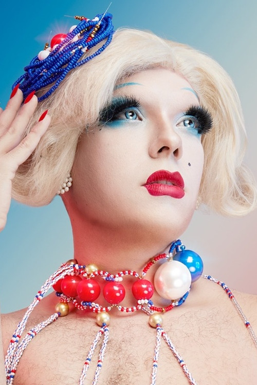 Babouchka Babouche as La secrétaire bigleuse