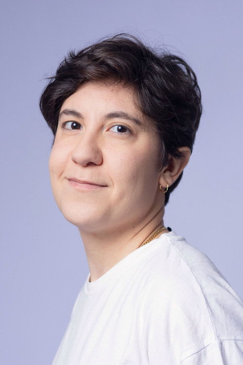 Isabela Lisboa as Duda