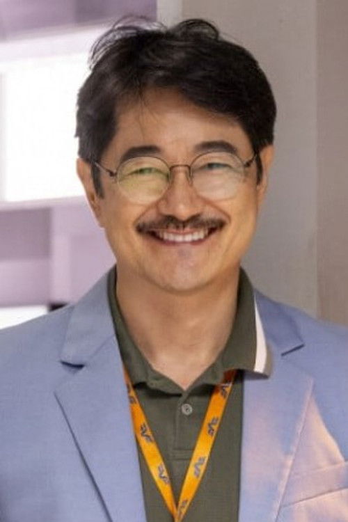 Chao Chen as Homem Viajante