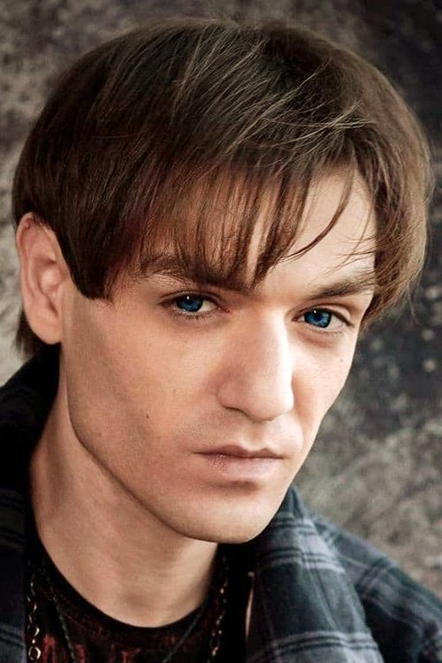 Aleksandr Sheps as Guide