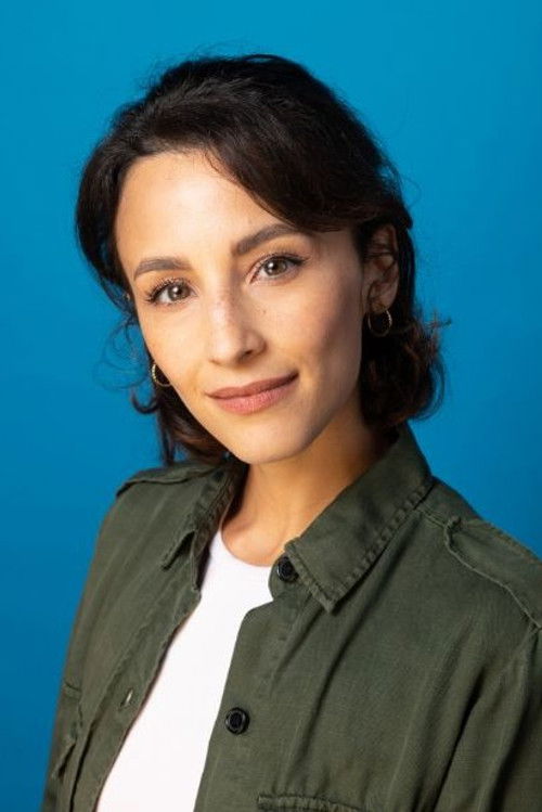 Abla Alaoui as Young Elisabeth