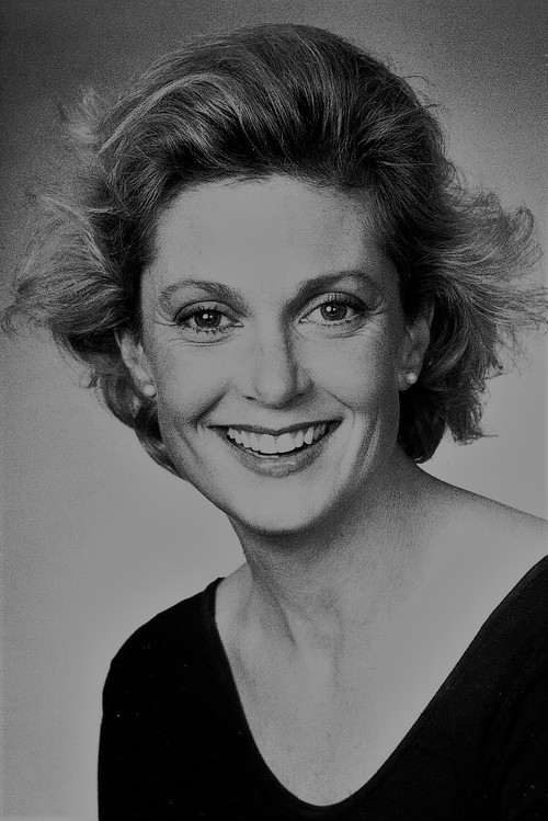 Tisha Sterling as Linny Raven