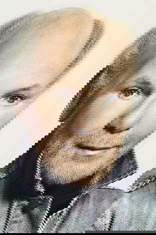 Lars Junggreen as Ole, as teenager and adult