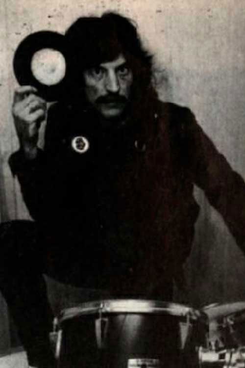 Hermes Calabria as Batería