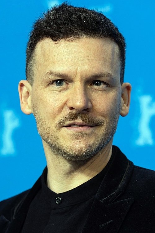 Thibault Vinçon as Vincent