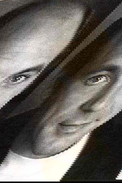 Maurizio Fardo as il pilota