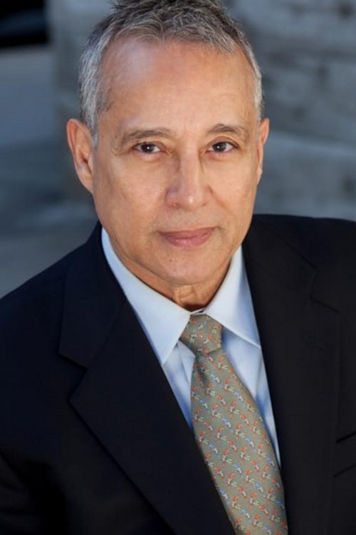 Hechter Ubarry as Moonlight