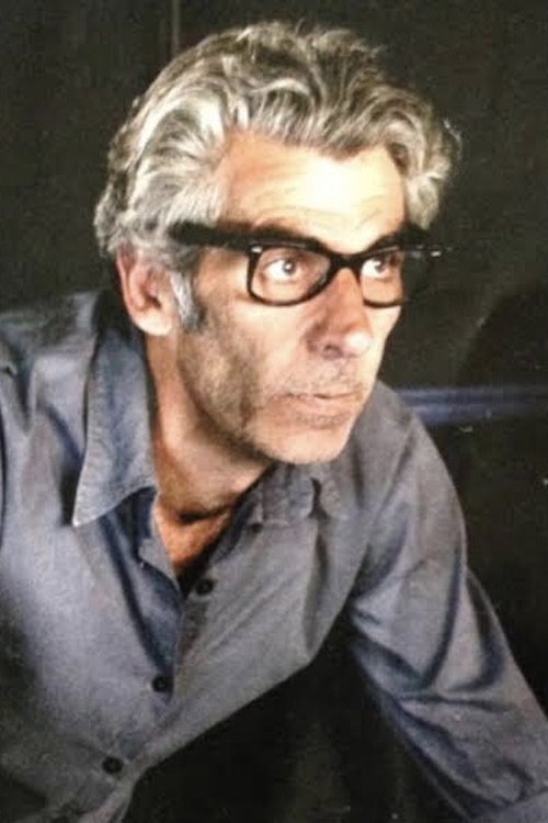 Kiko de la Rica as Self