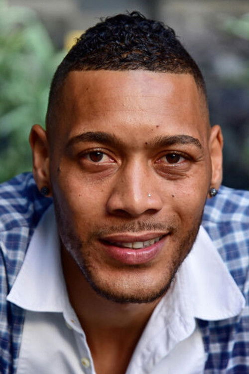 Guillaume Hoarau as Self