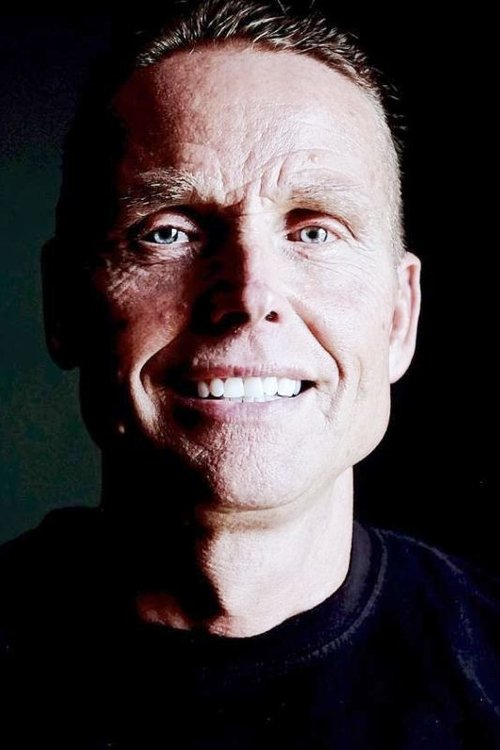 Jaime FitzSimons as Captain Reese