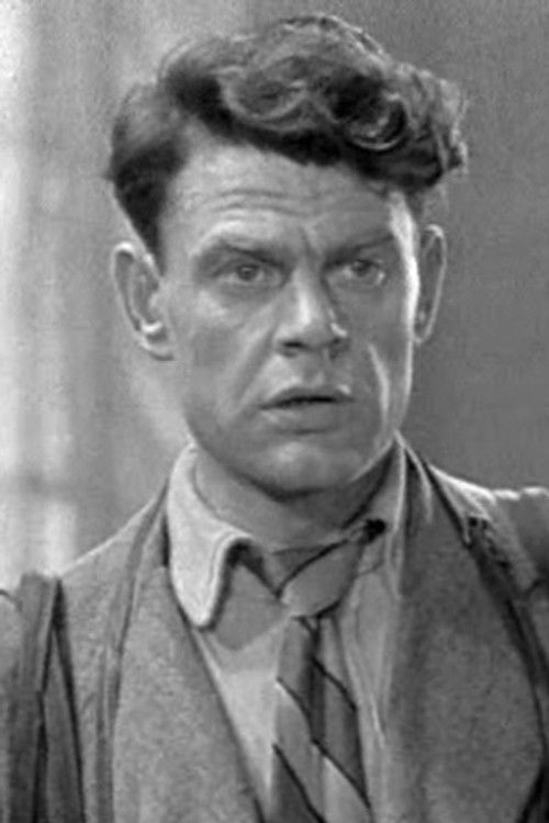 Aleksandr Grechaniy as Viktor Terentyev