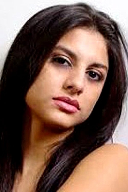 Giovanna Yannotti as Self