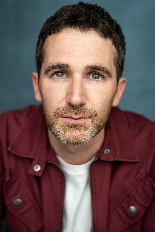 Tom Lorcan as Matt