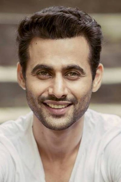 Freddy Daruwala as Mahesh