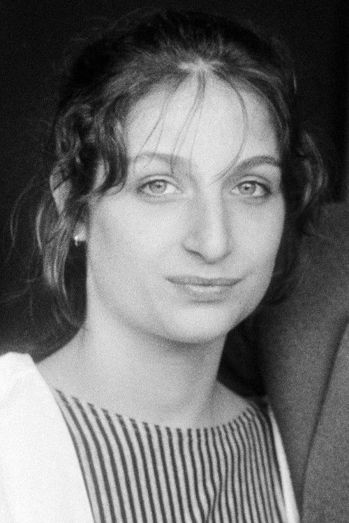 Jip Wijngaarden as Sien Hoornik