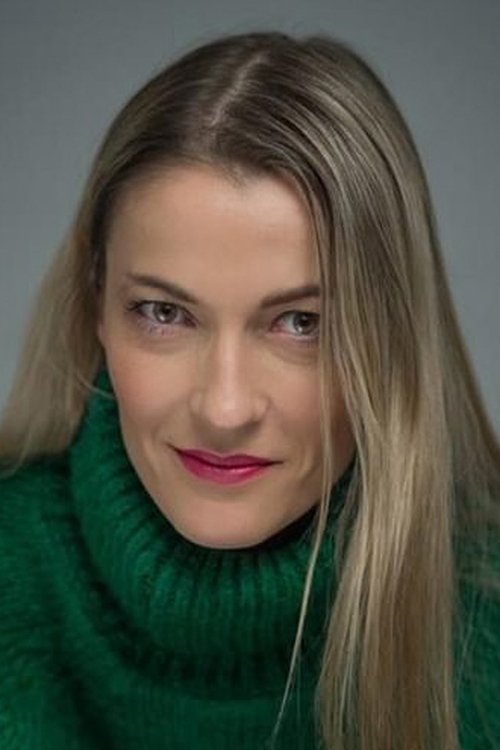 Virginia Tamparopoulou as γραμματέας