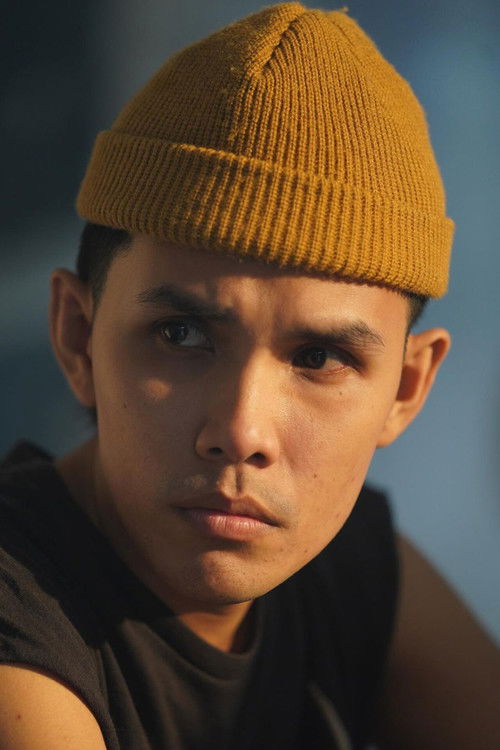 Ewan Fauzi as Ayie