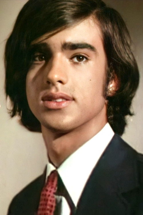 Luiz Fernando Ianelli as Zeca da Curva